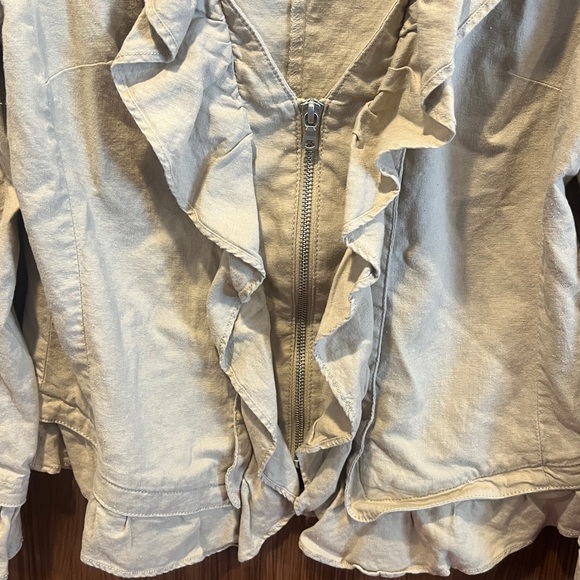 New York & Company Linen Ruffled Zipper Blazer - Picture 3 of 6
